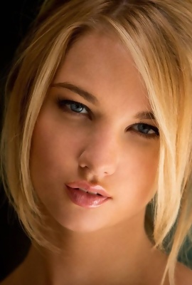 Mouth Watering Blonde Lily Ivy