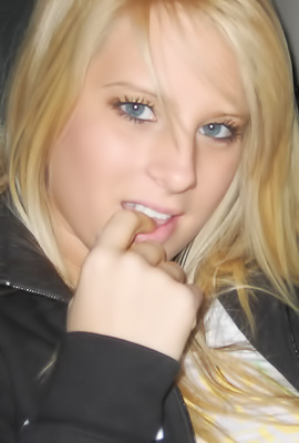 Blonde Kimmy Flashes Her Huge Tits Out In Public