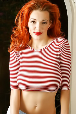 Fiery Danielle Riley Has Some Real JUGGS