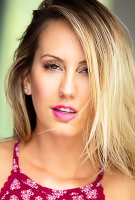 Sexy Model Brett Rossi
